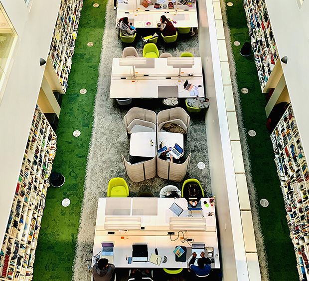 BCU - Photo of the inside of the library