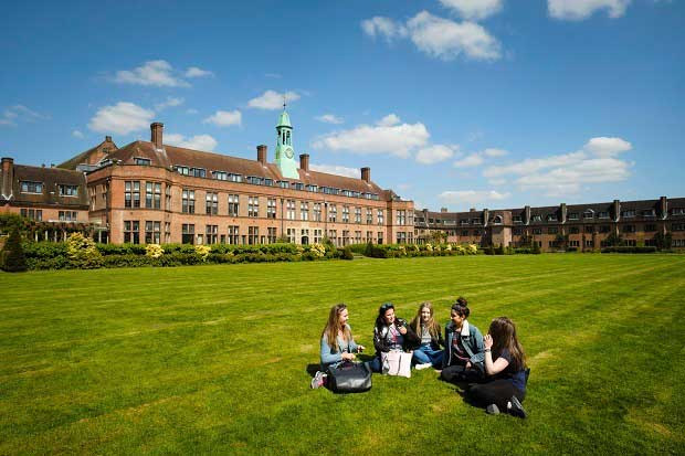 Liverpool Hope University - UK and International students on campus